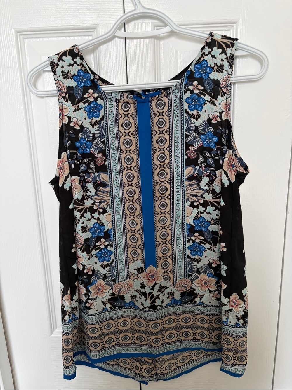 Vintage Floral Border Print Sleeveless Top in Black and Blue